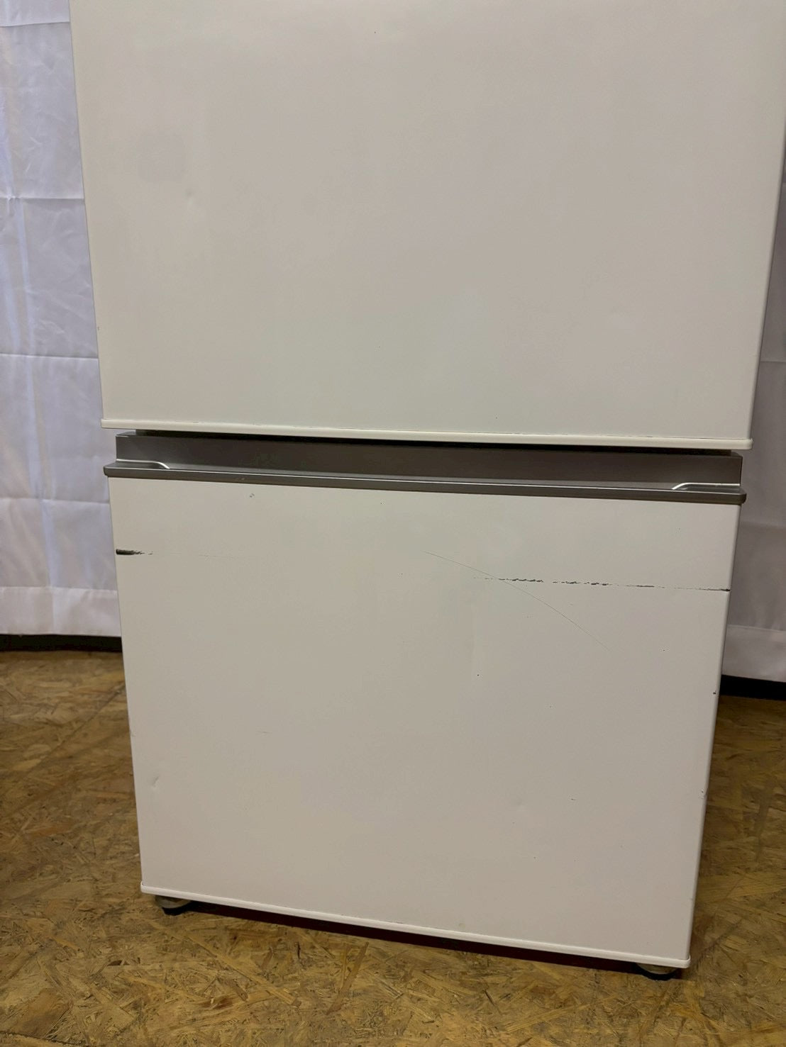 Hisense 3ドア冷蔵庫 HR-D2801W 2019年製 282L右開き