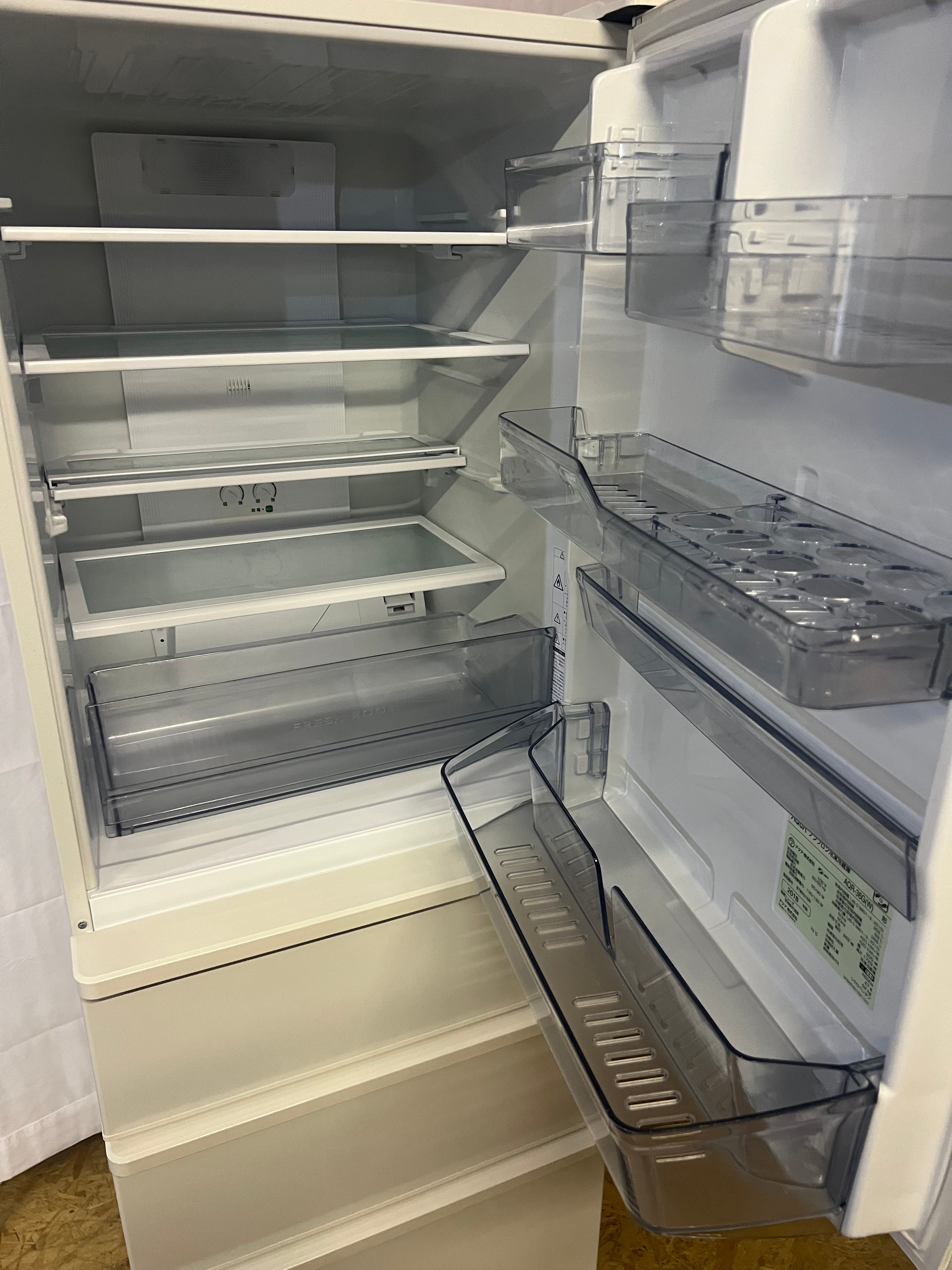 AQUA 4ドア冷蔵庫 AQR-36G(W) 2018年製 355L右開き