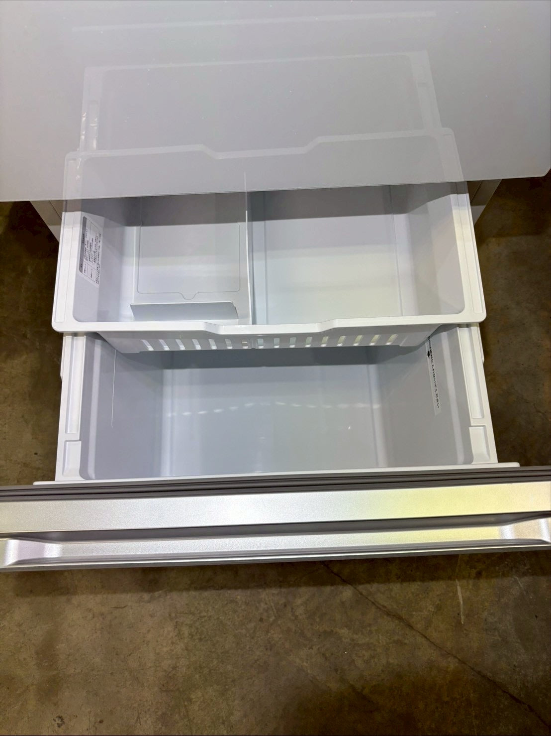 【12ヶ月保証】【極美品】ヤマダ電機 3ドア冷蔵庫 YRZ-F32MW 2025年製 319L