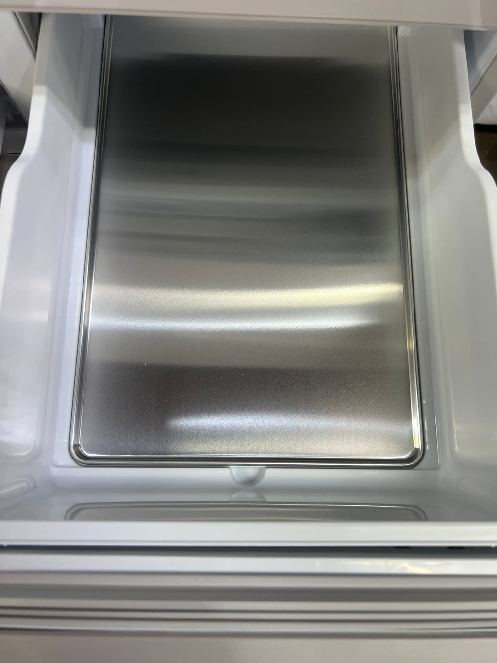 カード決済可！【3年保証/ほぼ未使用品/新品31万】 三菱 6ドア冷蔵庫  MR-MZ54N-W 2026年製 540L