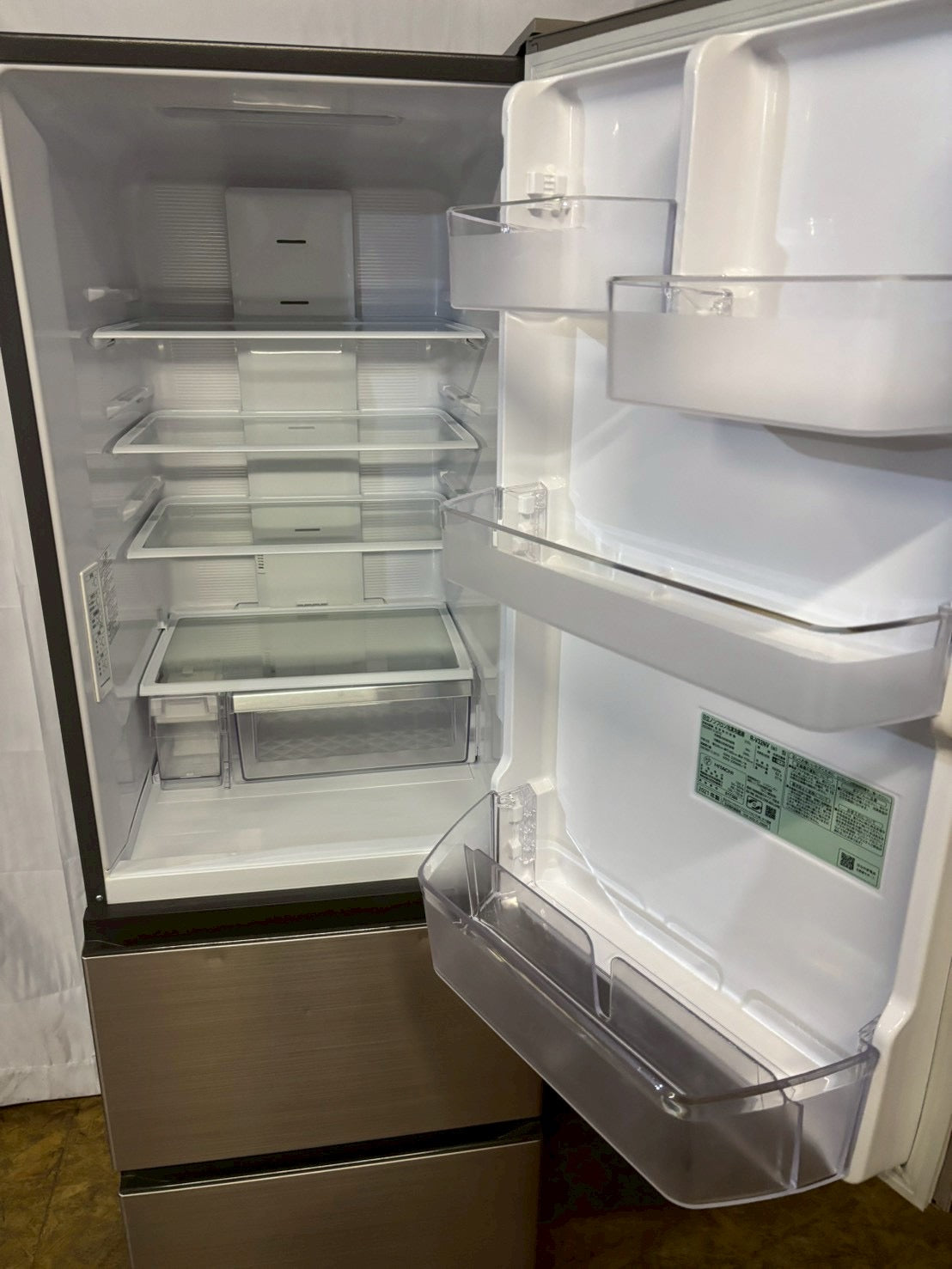 【6ヶ月保証】日立3ドア冷蔵庫 R-V32NV 2021年製 315L