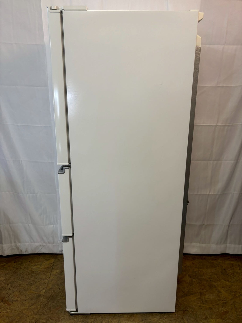 【6ヶ月保証】Hisense 3ドア冷蔵庫 HR-D2801W 2021年製 282L