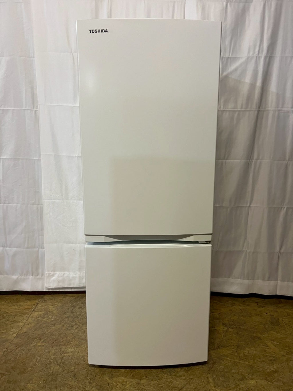 東芝 2ドア冷蔵庫 GR-U15BS 2023年製153L