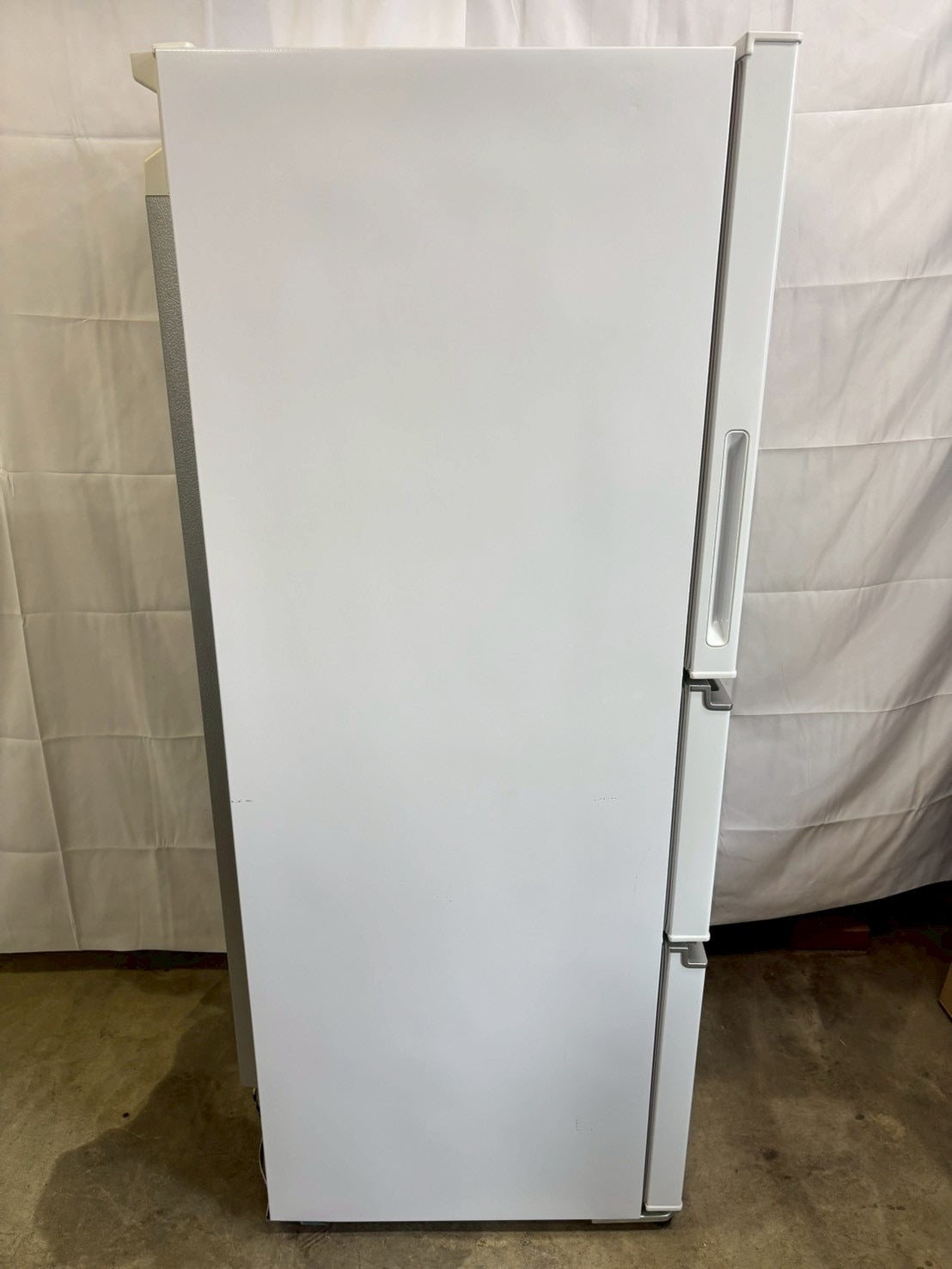 【6ヶ月保証】Hisense 3ドア冷蔵庫 HR-D2801W 2020年製 282L 右開き