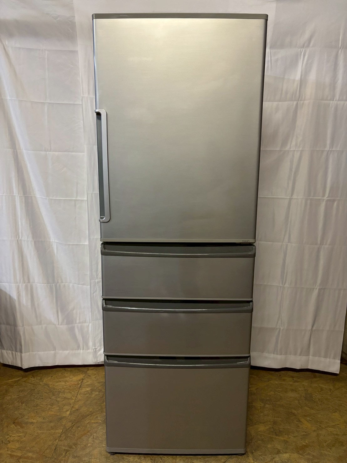 AQUA 4ドア冷蔵庫 AQR-361E(S) 2016年製355L 右開き