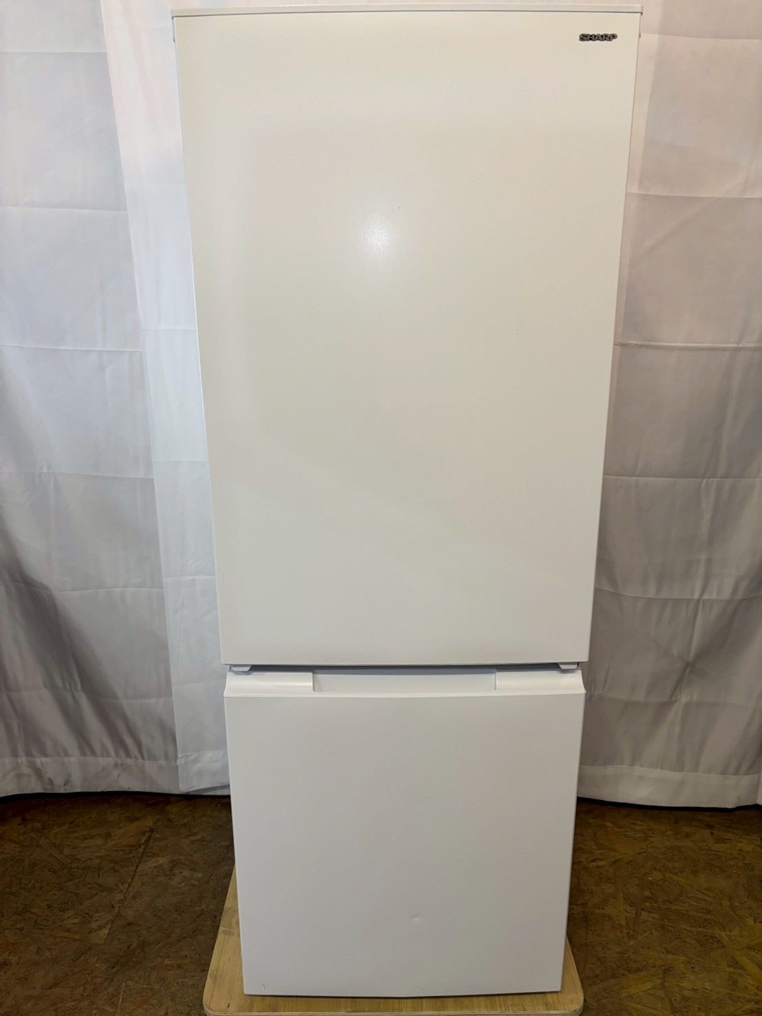 【展示品】SHARP 2ドア冷蔵庫 SJ-D18P-W 2025年 179L