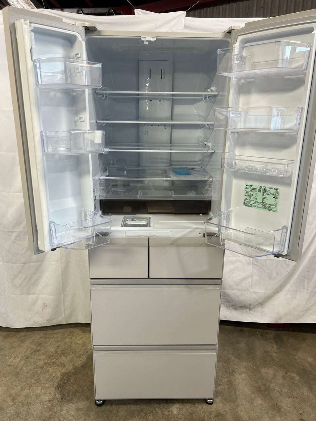 カード決済可！【3年保証/ほぼ未使用品/新品31万】 三菱 6ドア冷蔵庫  MR-MZ54N-W 2026年製 540L