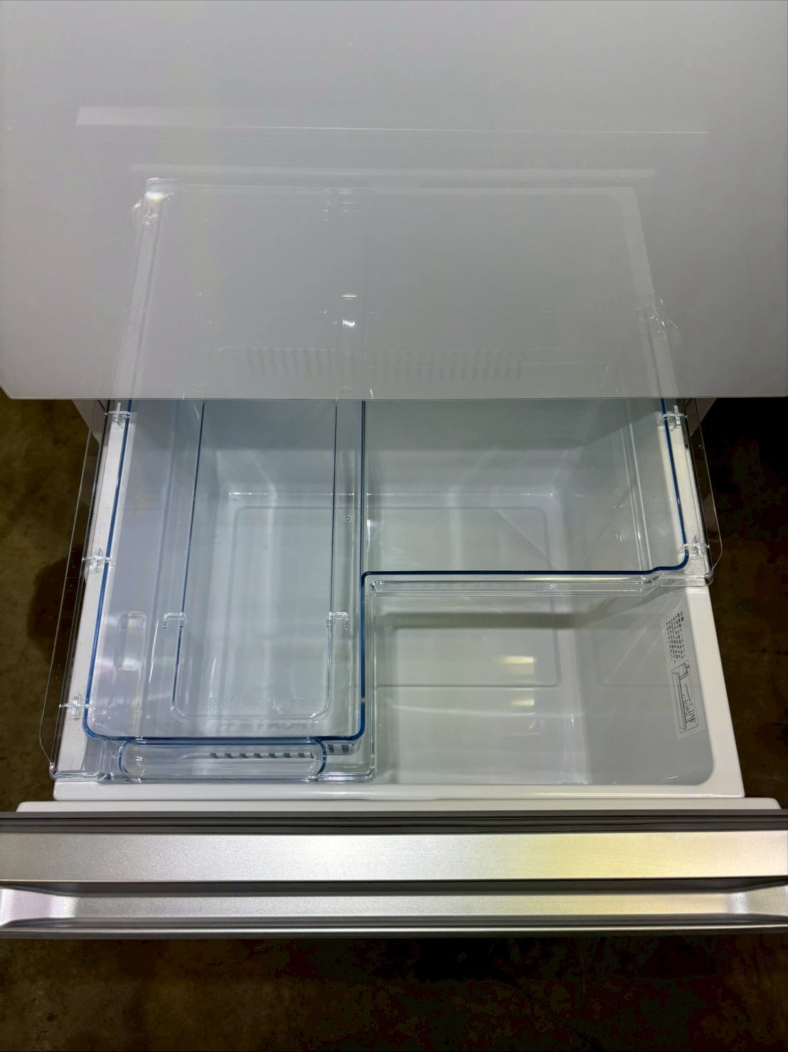 【12ヶ月保証】【極美品】ヤマダ電機 3ドア冷蔵庫 YRZ-F32MW 2025年製 319L