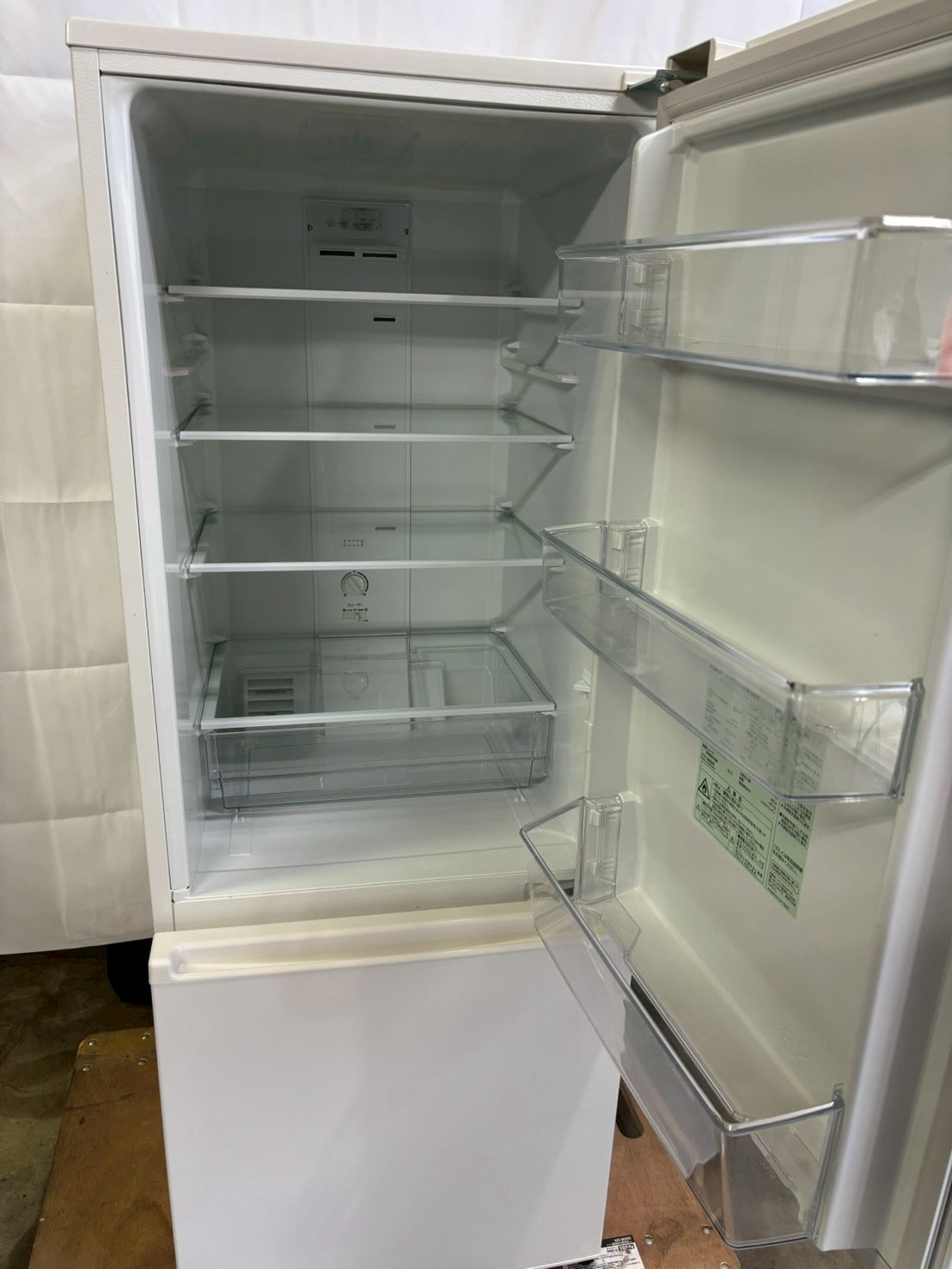 AQUA 2ドア冷蔵庫 AQR-20J 2020年製 201L 右開き