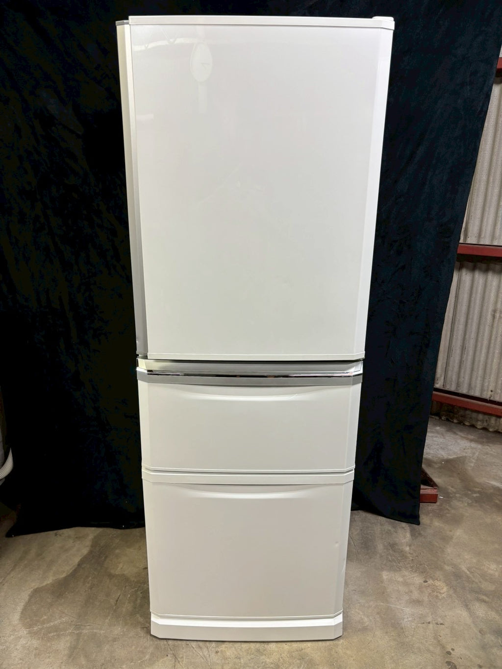 三菱 冷蔵庫 MR-C34A-W 2017年製 335L 両開き