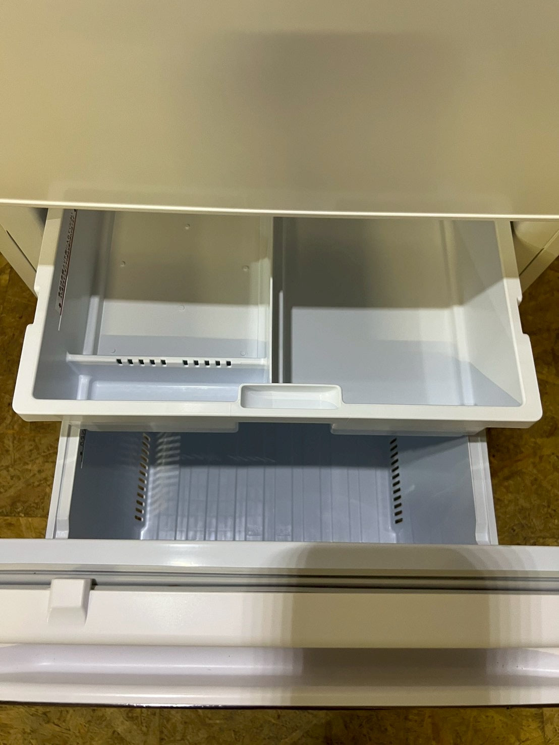 三菱電機 冷蔵庫 MR-CX27C-W1 2018年製 272L 右開き