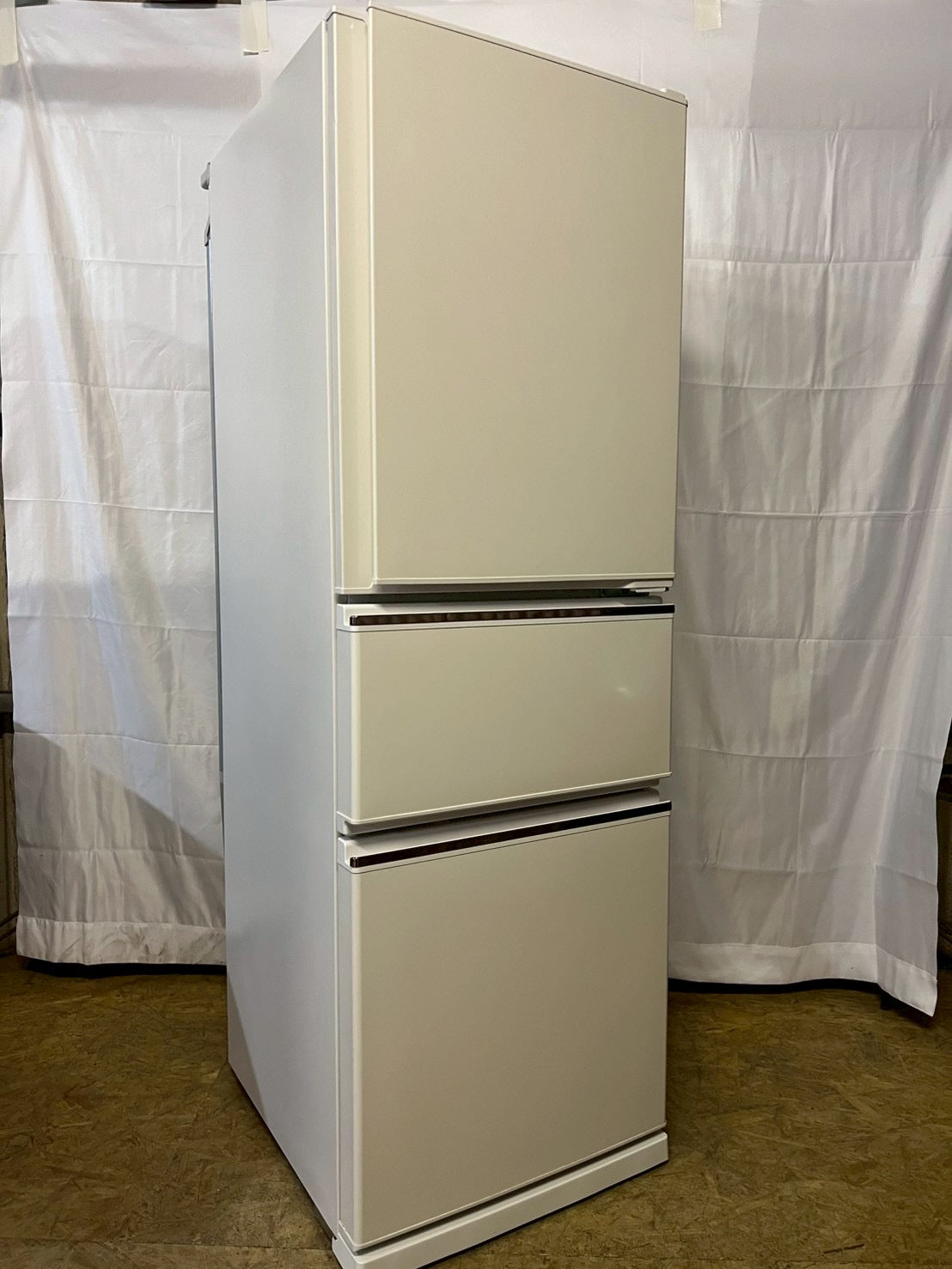 【6ヶ月保証】三菱電機 3ドア冷蔵庫 MR-CX27D-W 2019年製272L 右開き