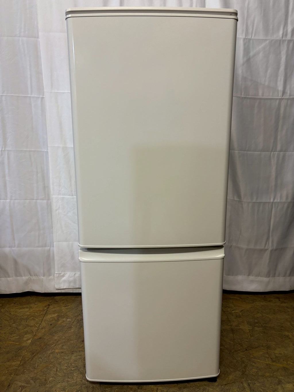 三菱電機 2ドア冷蔵庫 MR-P15EG-W 2021年製146L