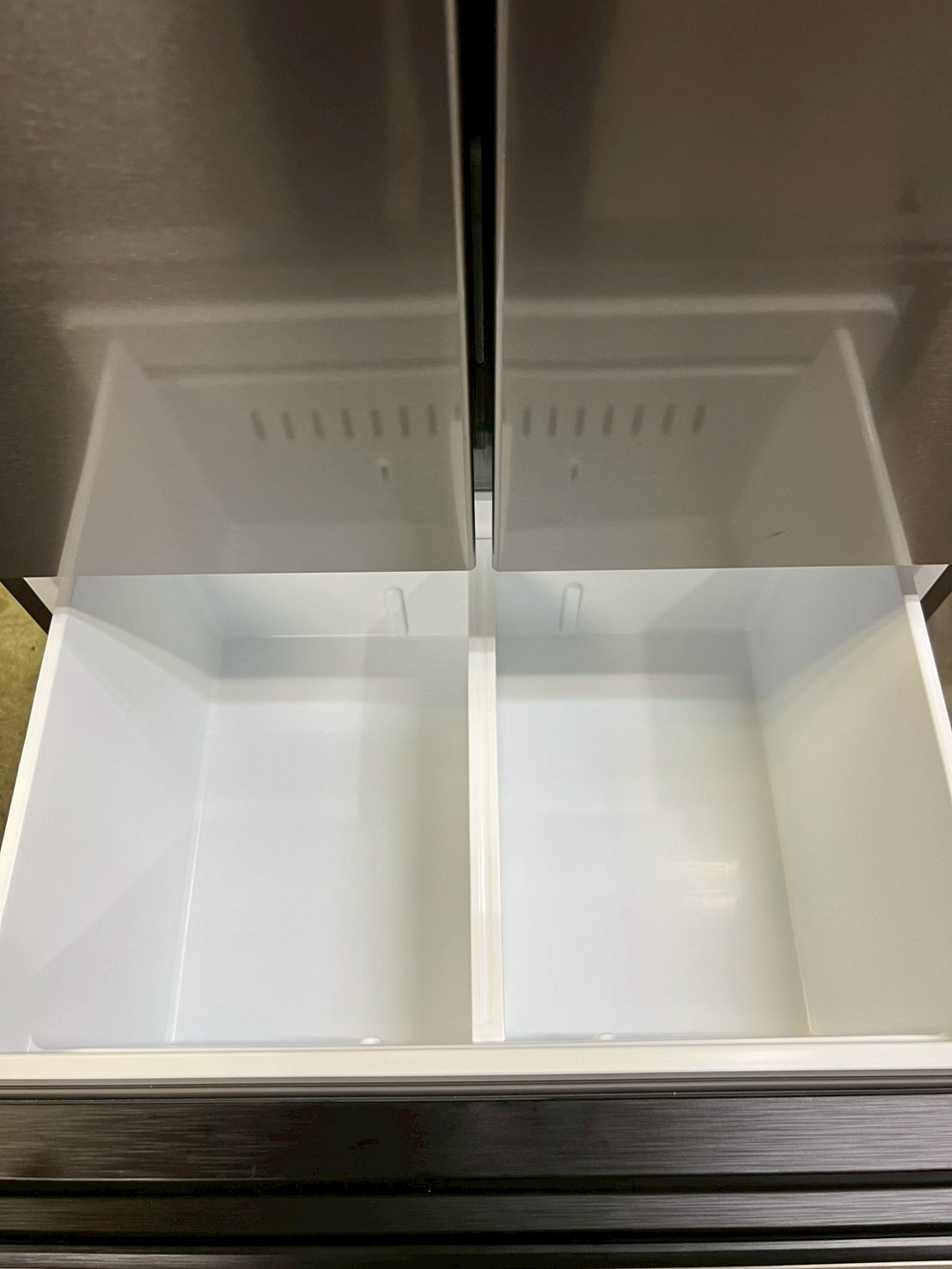 【展示品】アイリスオーヤマ4ドア冷蔵庫 IRSN-40A 2025年製401L