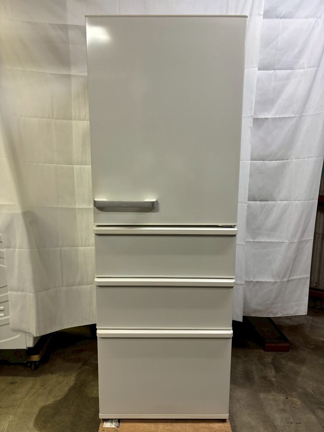 AQUA 4ドア冷蔵庫 AQR-36G(W) 2018年製 355L 右開き AQUA 4ドア冷蔵庫 AQR-36G(W) 2018年製 355L 右開き – お宝電気市場