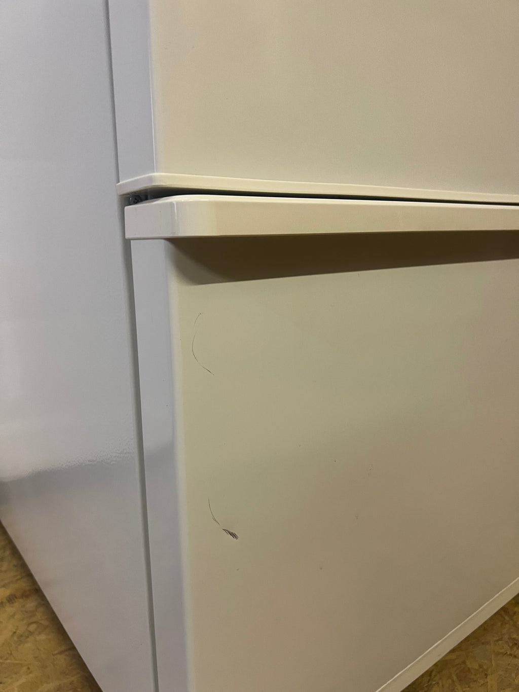 AQUA 4ドア冷蔵庫 AQR-36G(W) 2018年製 355L右開き