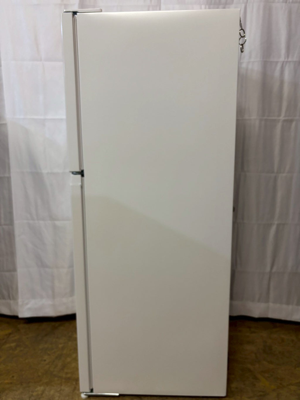 【極美品】アイリスオーヤマ 2ドア冷蔵庫 IRSN-18A 2025年製182L