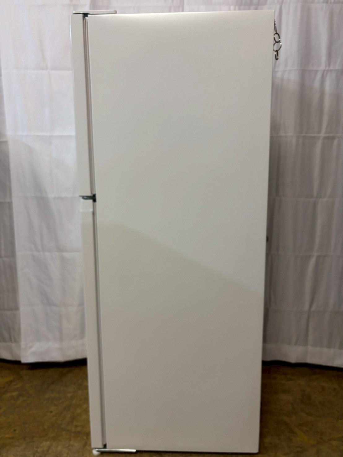 【極美品】アイリスオーヤマ 2ドア冷蔵庫 IRSN-18A 2025年製182L