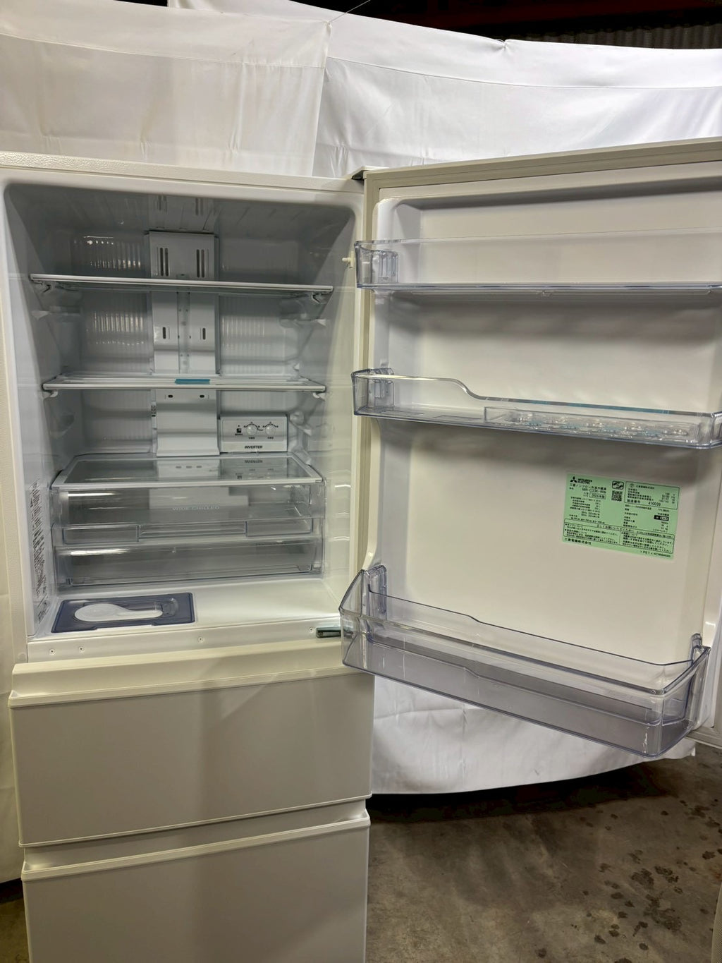 【展示品】三菱電機 3ドア冷蔵庫 MR-C33K-W 2024年製330L