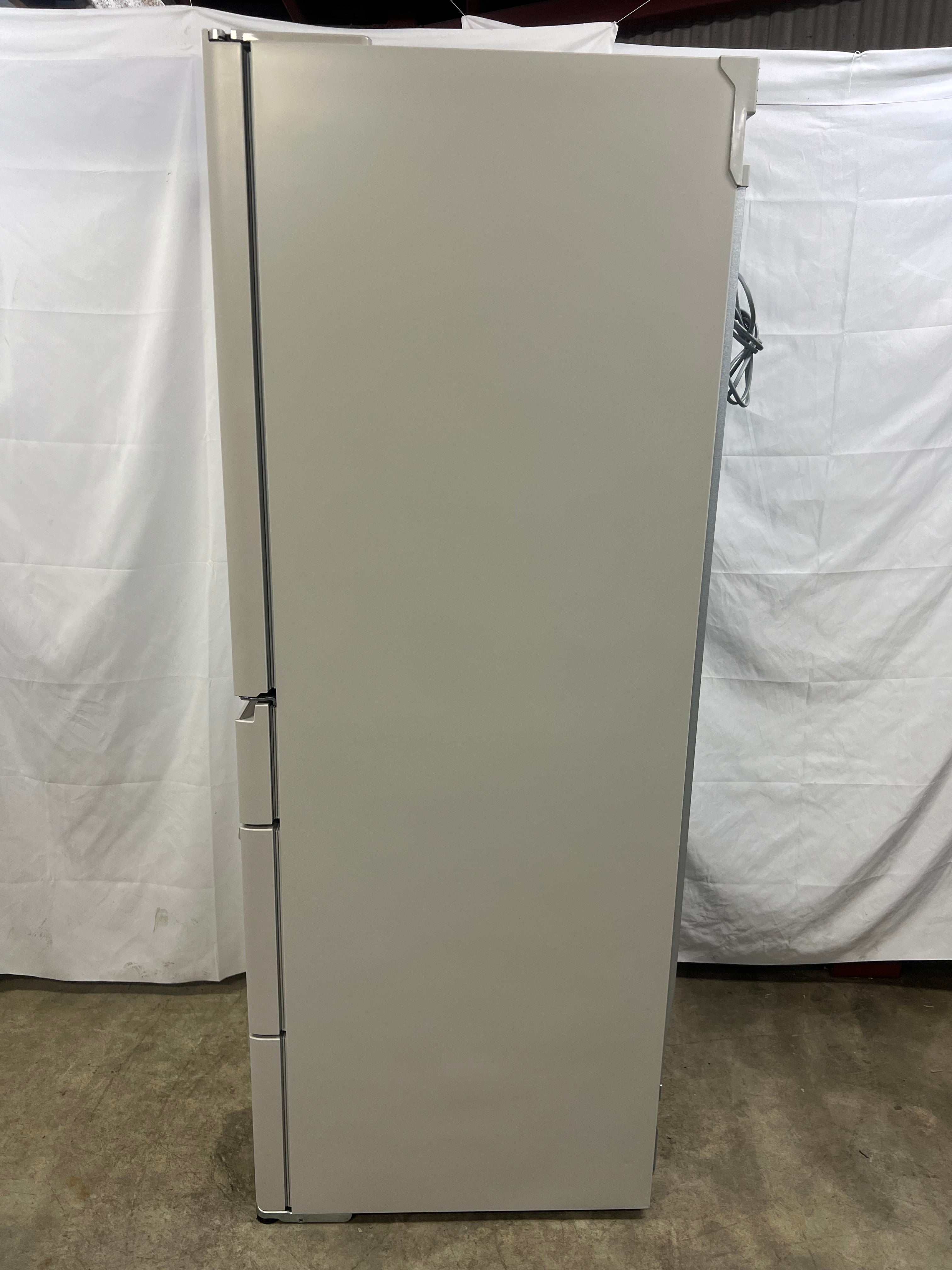 カード決済可！【3年保証/ほぼ未使用品/新品31万】 三菱 6ドア冷蔵庫  MR-MZ54N-W 2026年製 540L