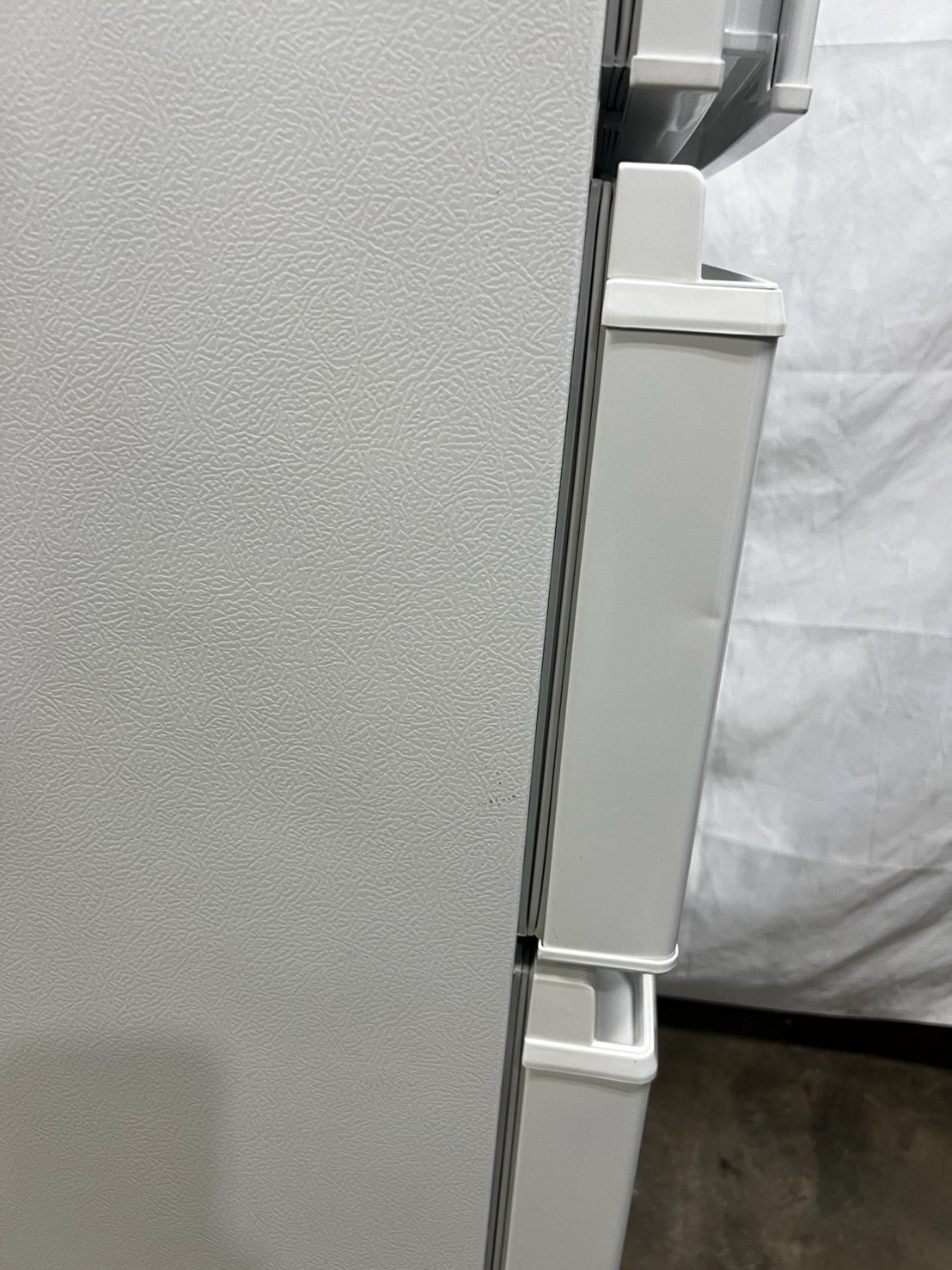 【1年保証】 三菱 3ドア冷蔵庫 MR-C33M-W 2025年製 330L