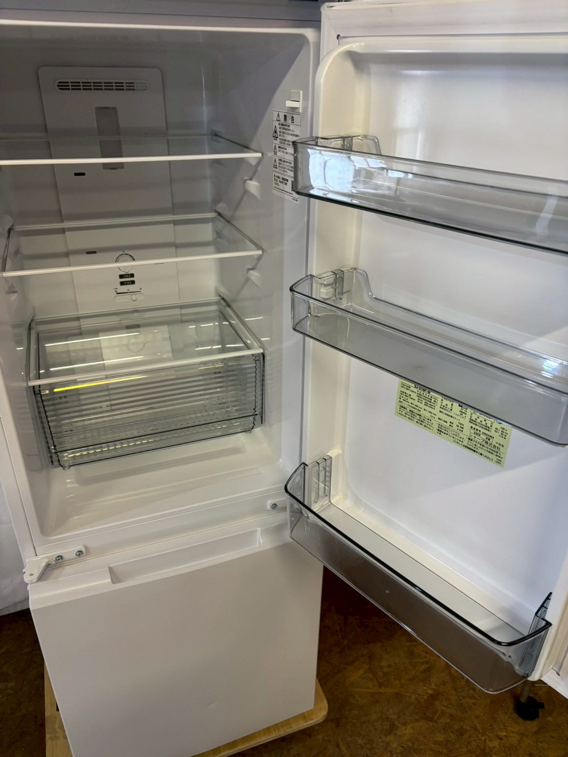 【展示品】SHARP 2ドア冷蔵庫 SJ-D18P-W 2025年 179L