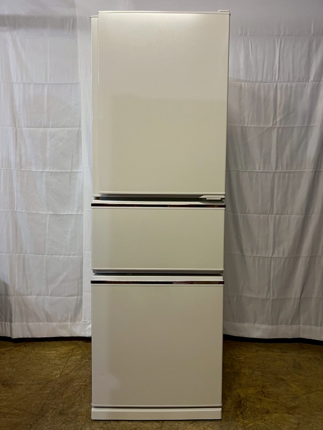 三菱電機 冷蔵庫 MR-CX27C-W1 2018年製 272L 右開き