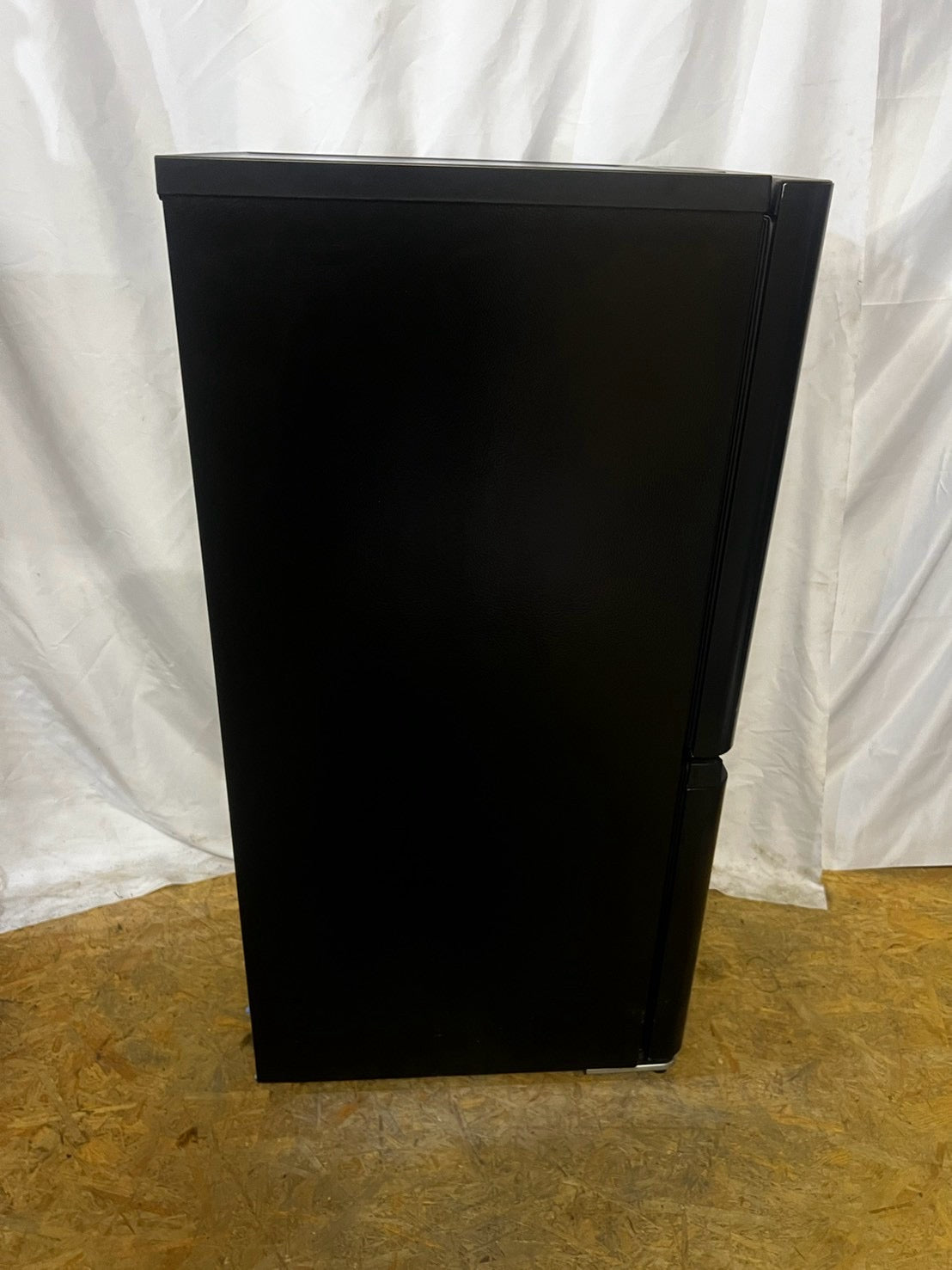 【3ヶ月保証】 Hisense 2ドア冷蔵庫 HR-D13E4B 2024年製 135L