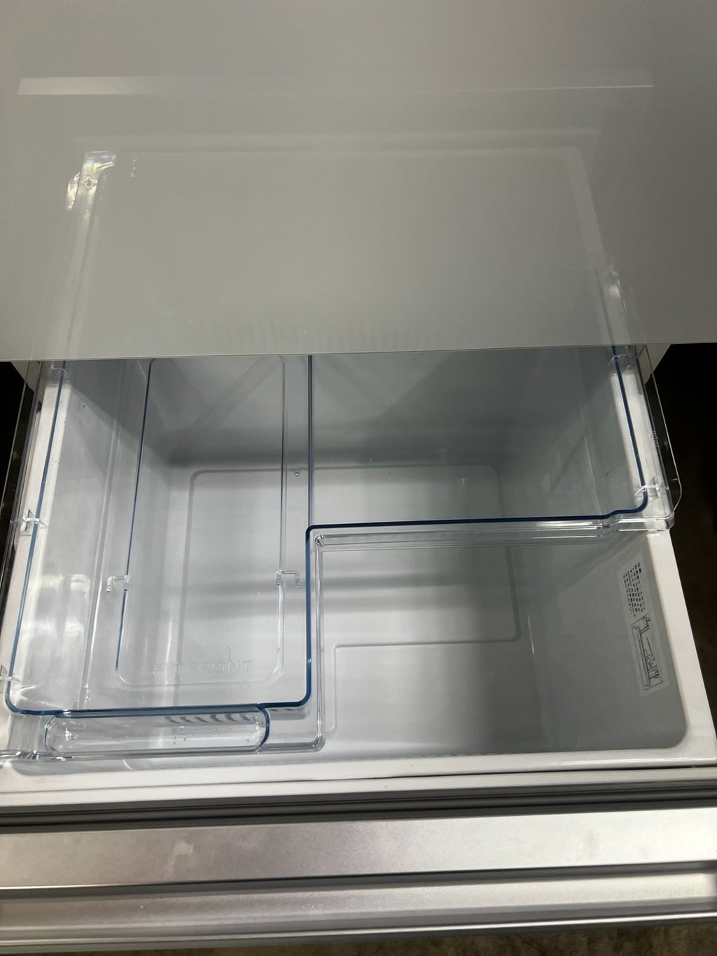 【6ヶ月保証】 ヤマダ電機 3ドア冷蔵庫  YRZ-F32K 2023年製 319L