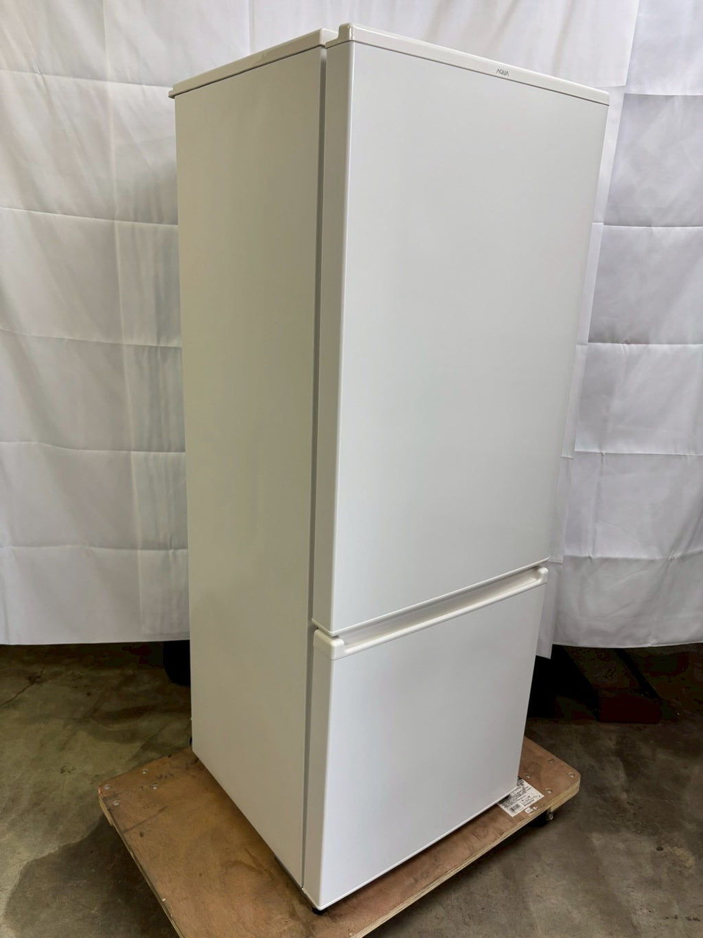 AQUA 2ドア冷蔵庫 AQR-20J 2020年製 201L 右開き