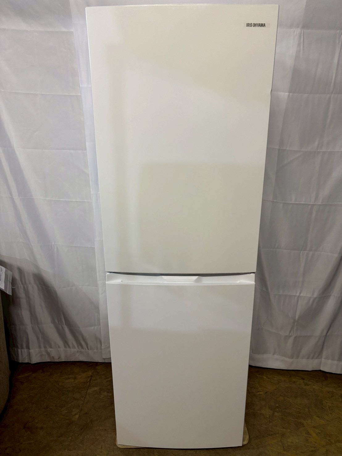 【展示品】アイリスオーヤマ 2ドア冷蔵庫 IRSN-23B 2025年 230L