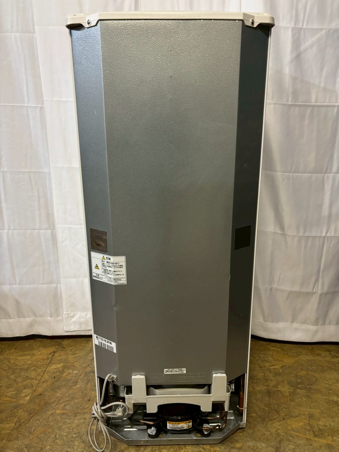三菱電機 2ドア冷蔵庫 MR-P15EG-W 2021年製146L