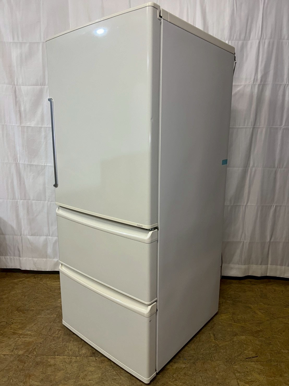 AQUA 3ドア冷蔵庫 AQR-271F 2017年製 272L 右開き