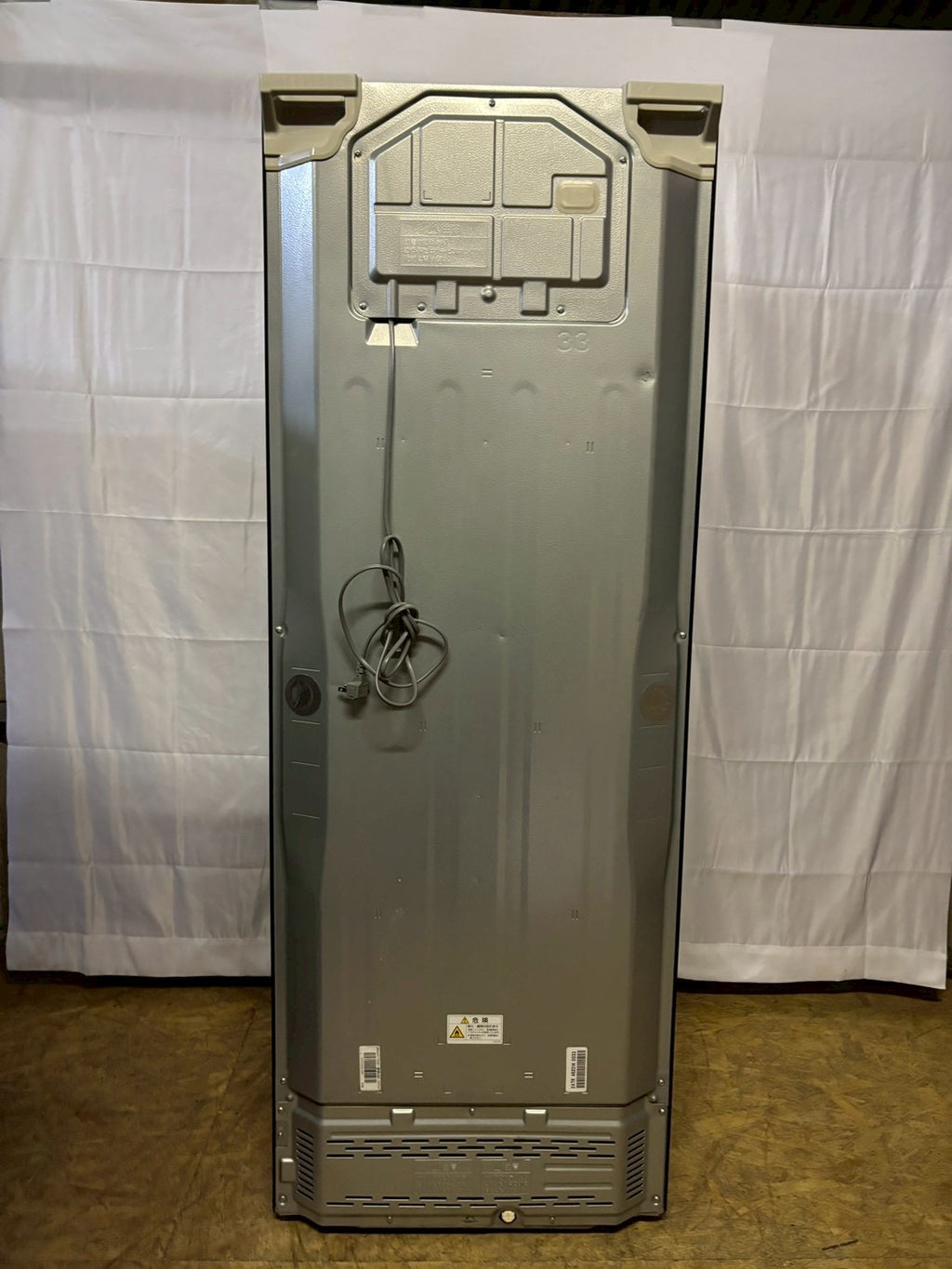 【美品】TOSHIBA 冷蔵庫 GR-V33SC 2024年製 326L 右開き