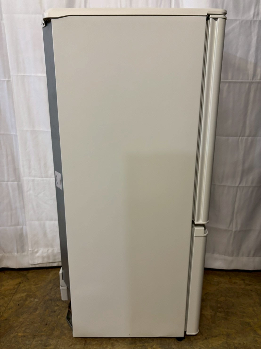 三菱電機 2ドア冷蔵庫 MR-P15EG-W 2021年製146L