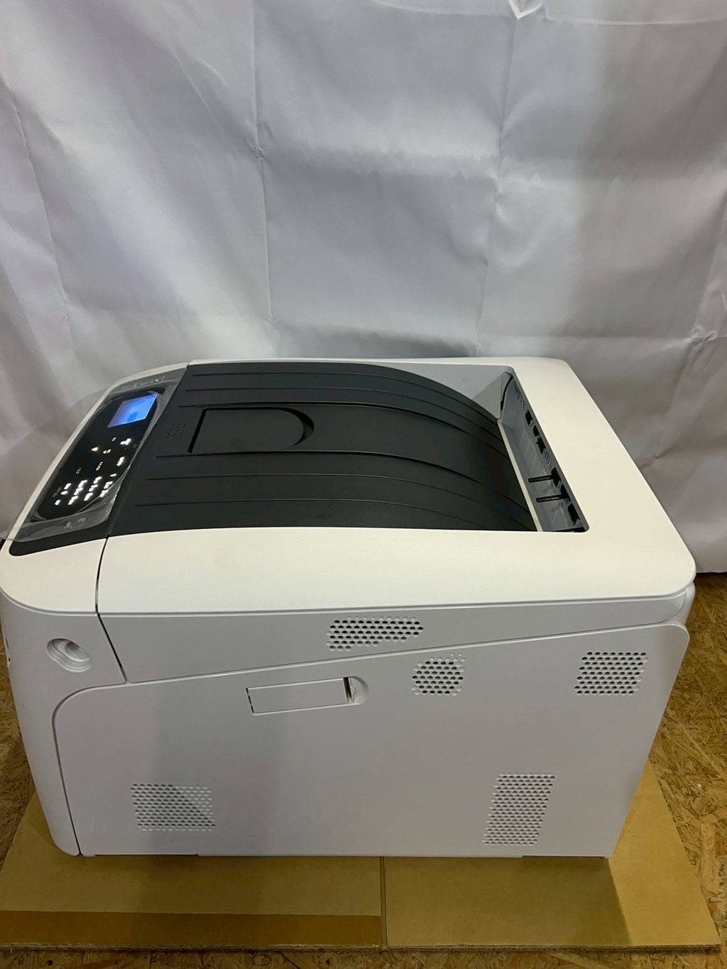 【メーカー保証付き】沖 プリンター C844dnw 保証有効 プリント歴約600枚 トナーほぼあり