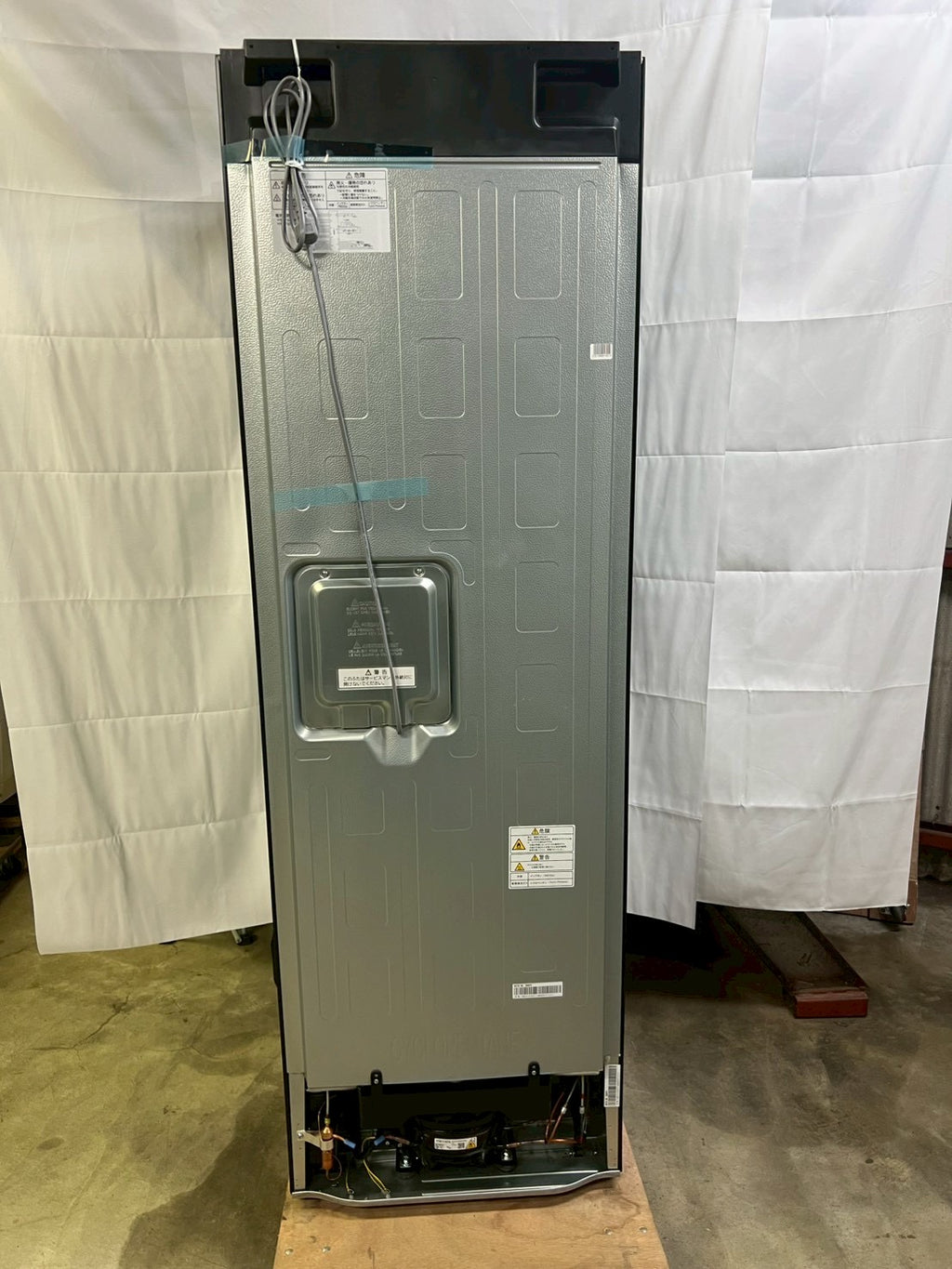 【美品】ヤマダ電機 3ドア冷蔵庫 YRZ-F32MK 2025年製 319L