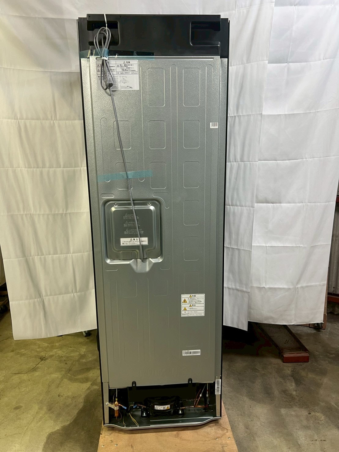 【美品】ヤマダ電機 3ドア冷蔵庫 YRZ-F32MK 2025年製 319L