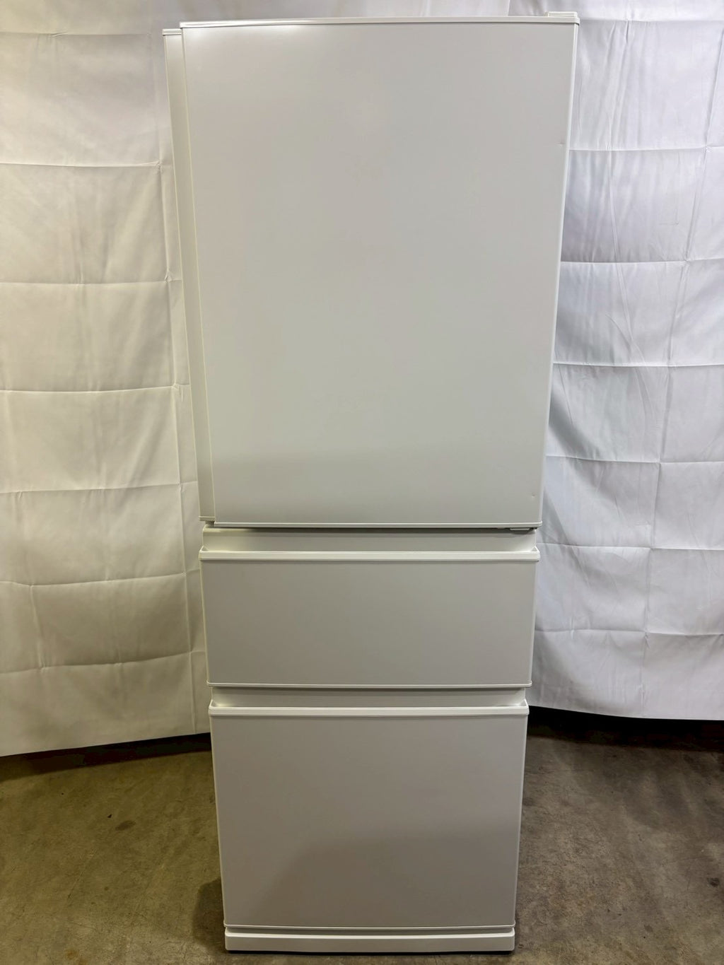 【展示品】三菱電機 3ドア冷蔵庫 MR-C33K-W 2024年製330L