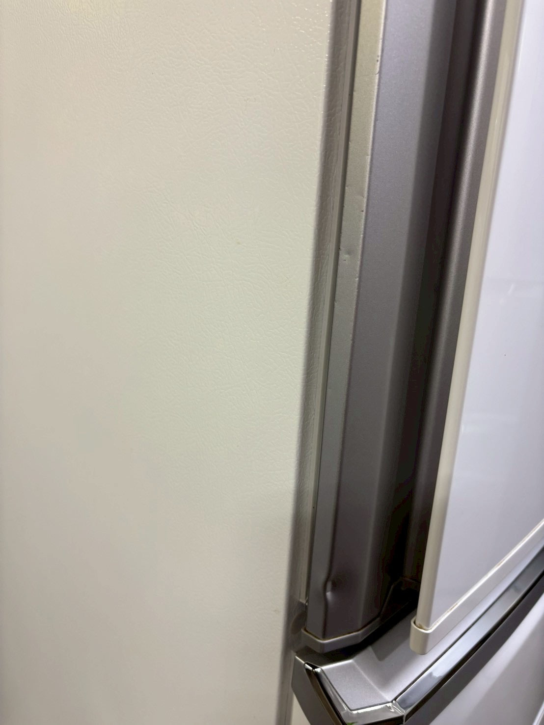 三菱 冷蔵庫 MR-C34A-W 2017年製 335L 両開き