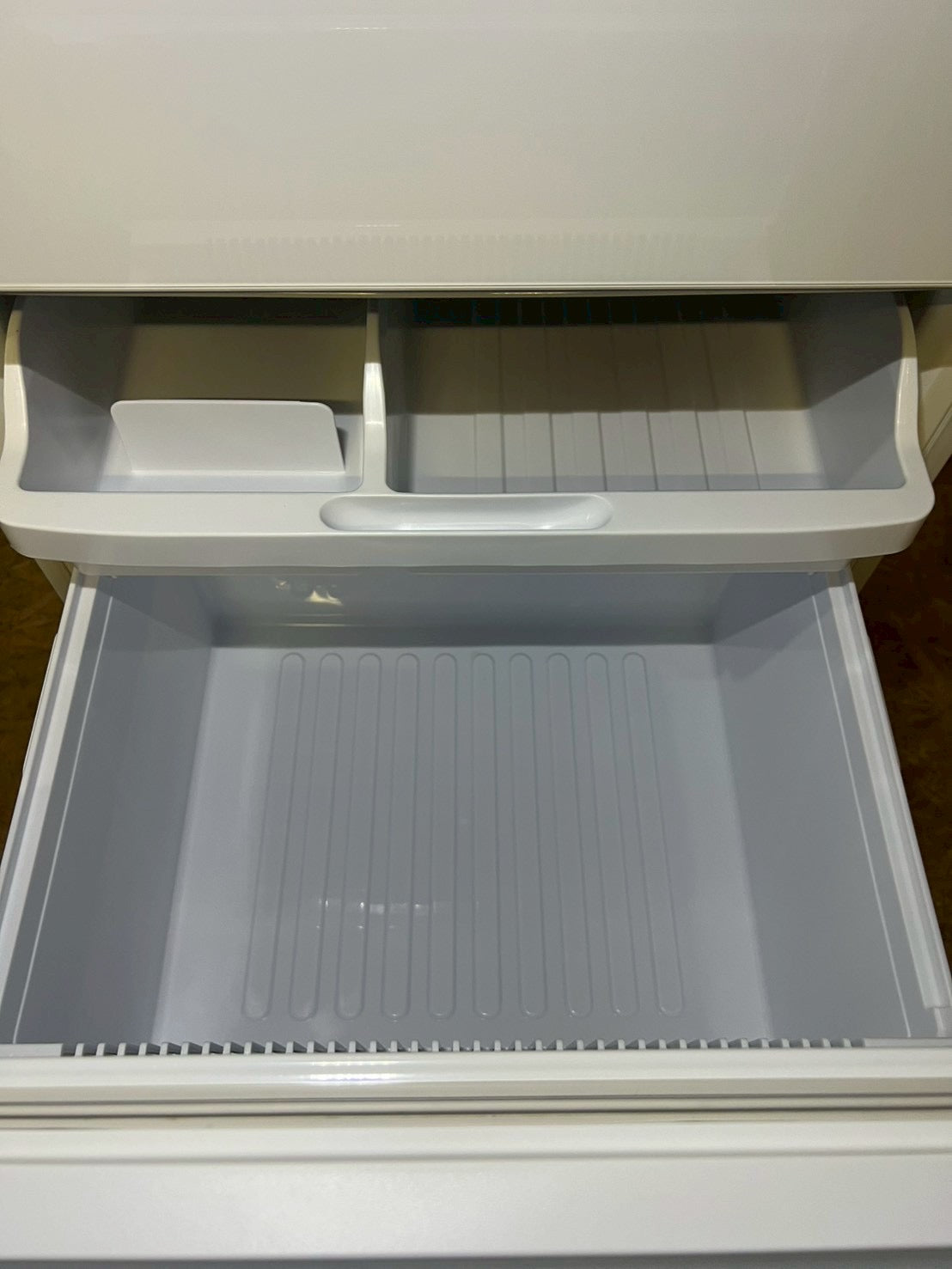 SHARP 3ドア冷蔵庫 SJ-GW35C-W 2017年製 350L 両開き