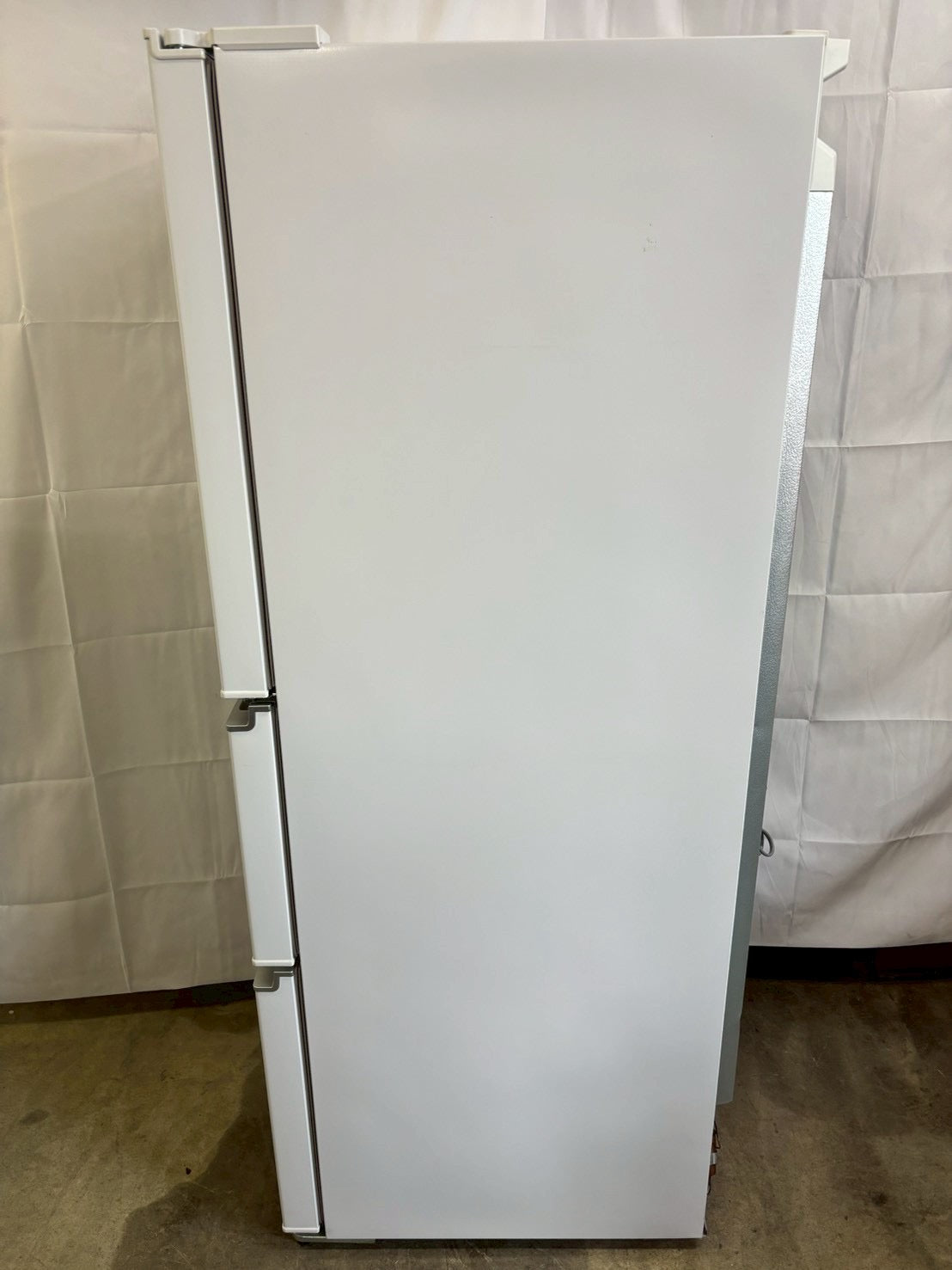 【6ヶ月保証】Hisense 3ドア冷蔵庫 HR-D2801W 2020年製 282L 右開き