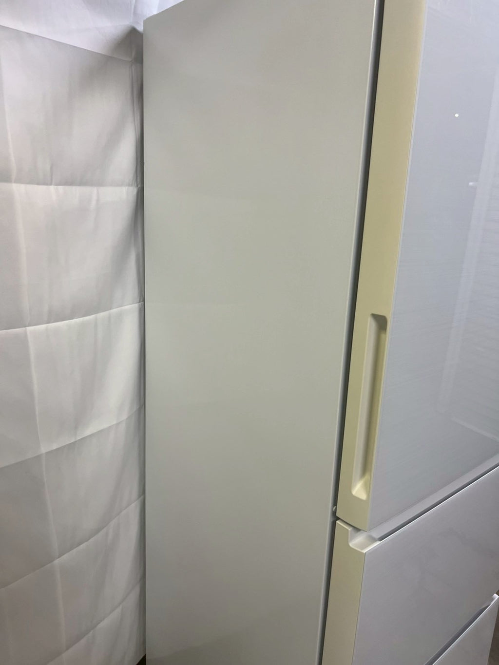 Hisense 冷蔵庫 HR-G3601W 2022年製 358L 右開き